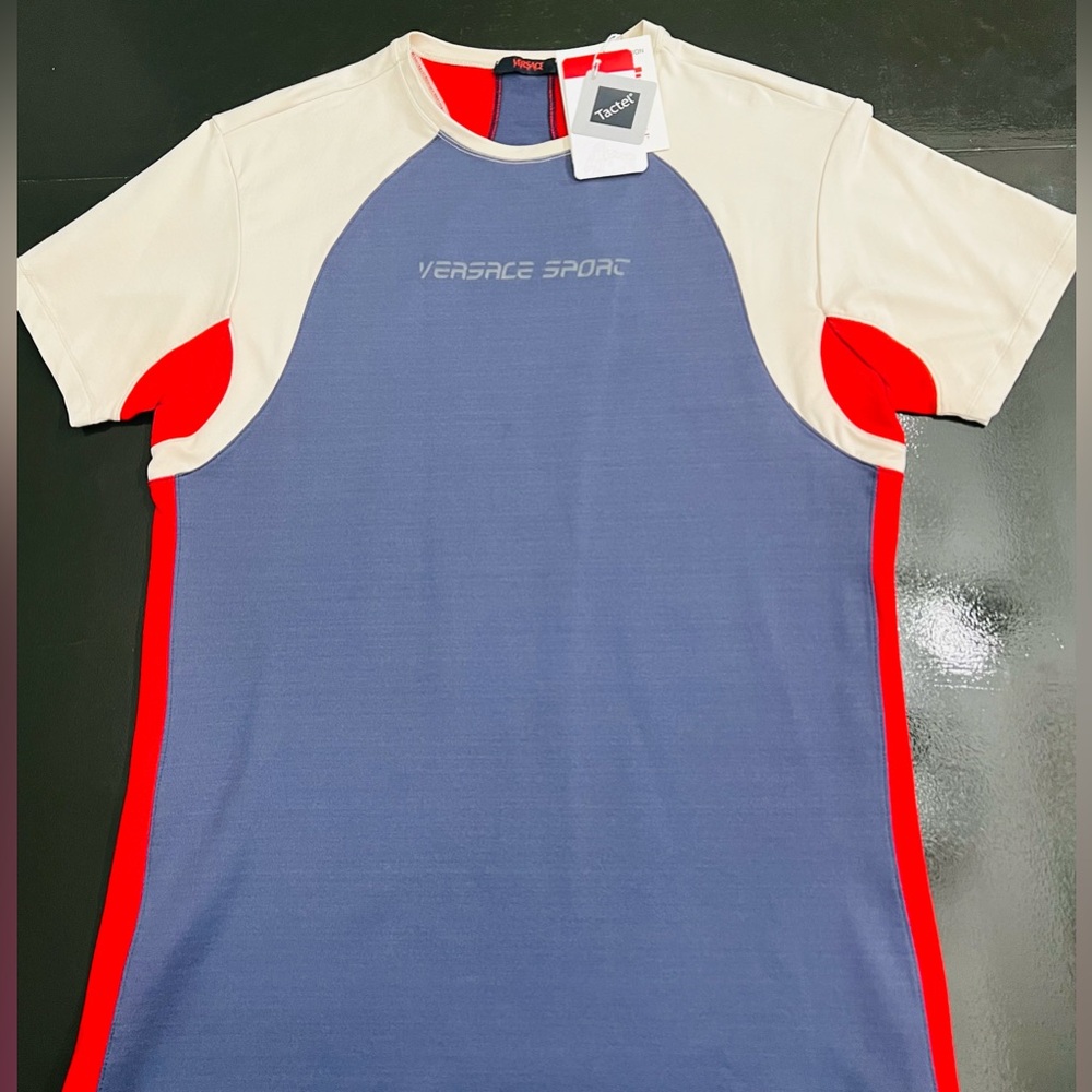 Versace XL Slim Fit Sport Shirt 92% Spandex 8% Elastane Imported From Italy.